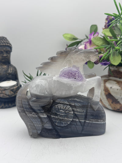Amethyst Agate Horse Carving