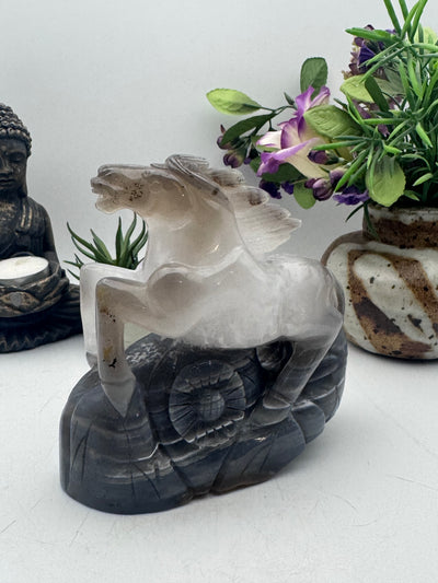 Amethyst Agate Horse Carving