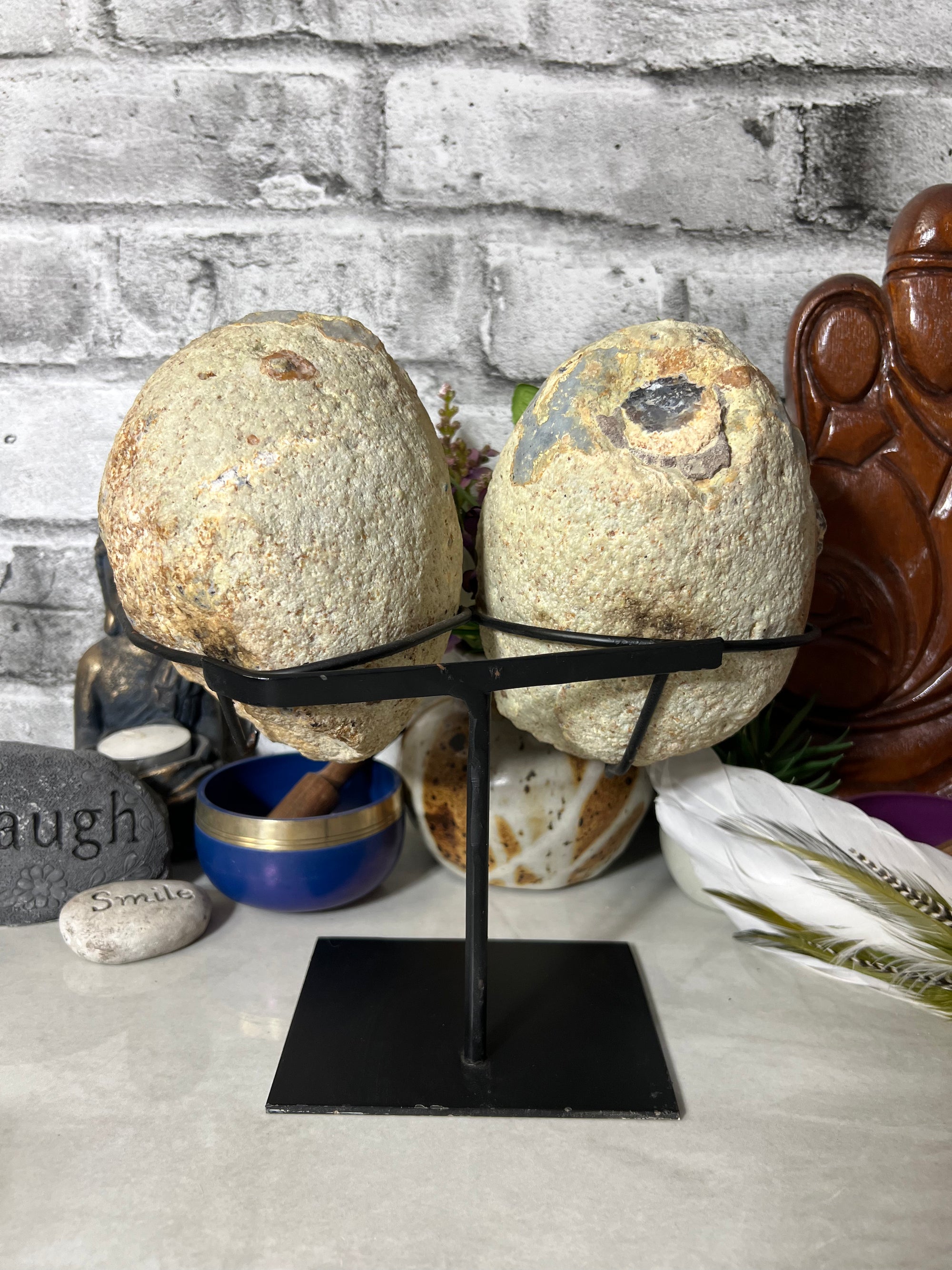 2.92 Kg Beautiful Druzy Agate Geode Halves on stand from Brazil