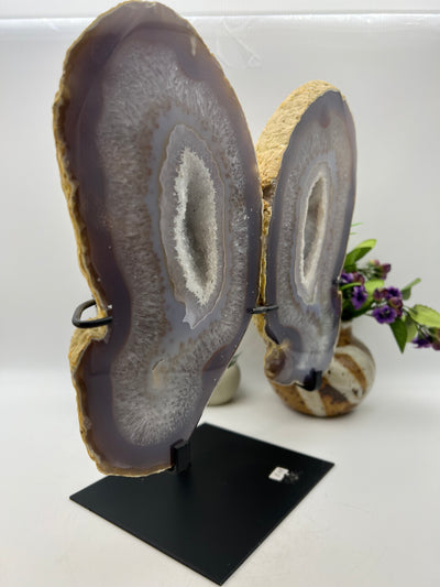 Gorgeous Agate Butterfly Wings Carving with stand